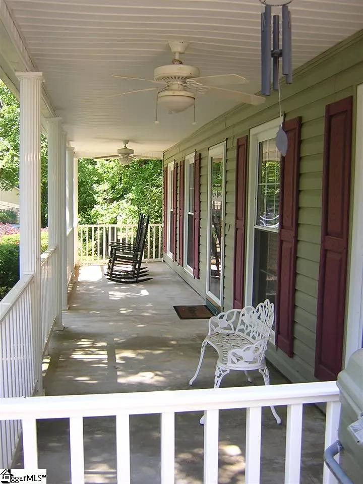 Property image 2 at 1 St. Andrews Court, Greenville, SC 29607