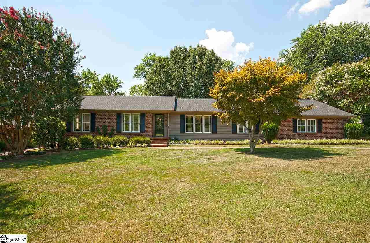 Property image 1 at 24 Hillsborough Drive, Greenville, SC 29615