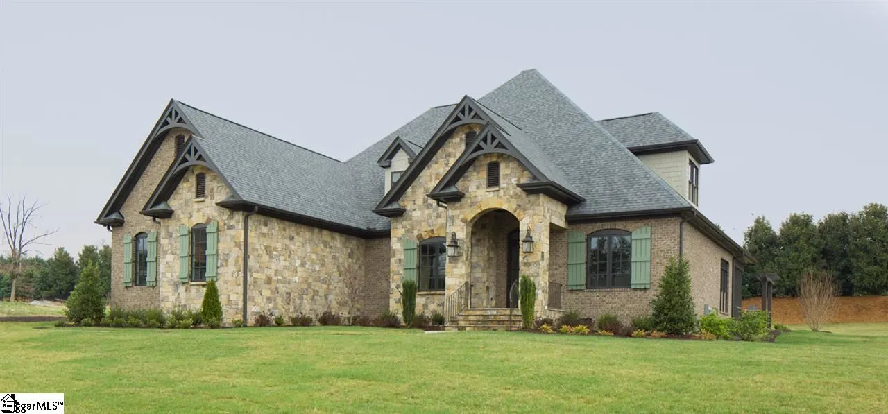 Property image 2 at 10 Calaverdi Court, Simpsonville, SC 29681
