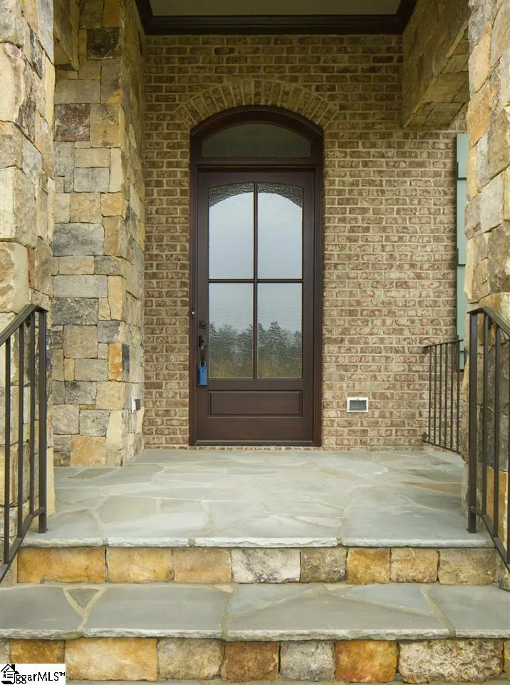 Property image 5 at 10 Calaverdi Court, Simpsonville, SC 29681