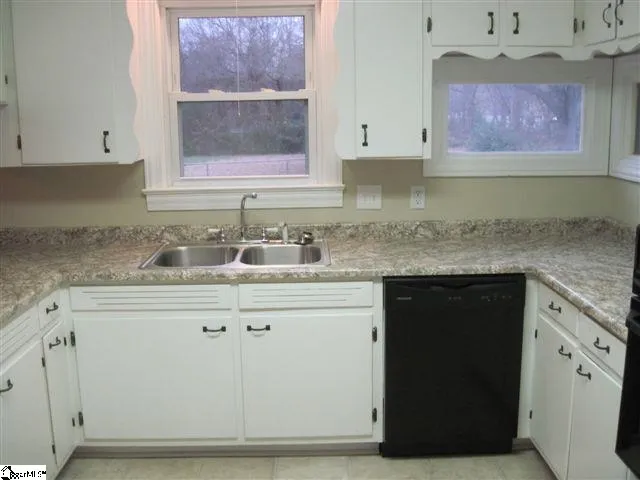 Property image 4 at 110 Greenbriar Drive, Simpsonville, SC 29680