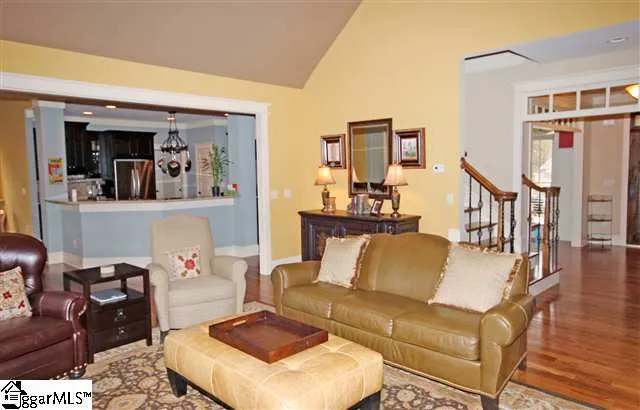 Property image 3 at 3 GOSSAMER Place, Greenville, SC 29607