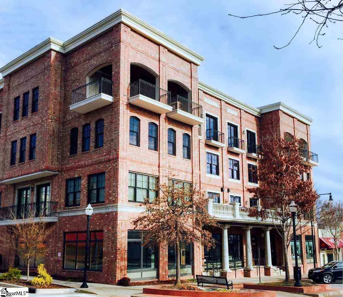 Property image 1 at 820 S Main Street, Greenville, SC 29601