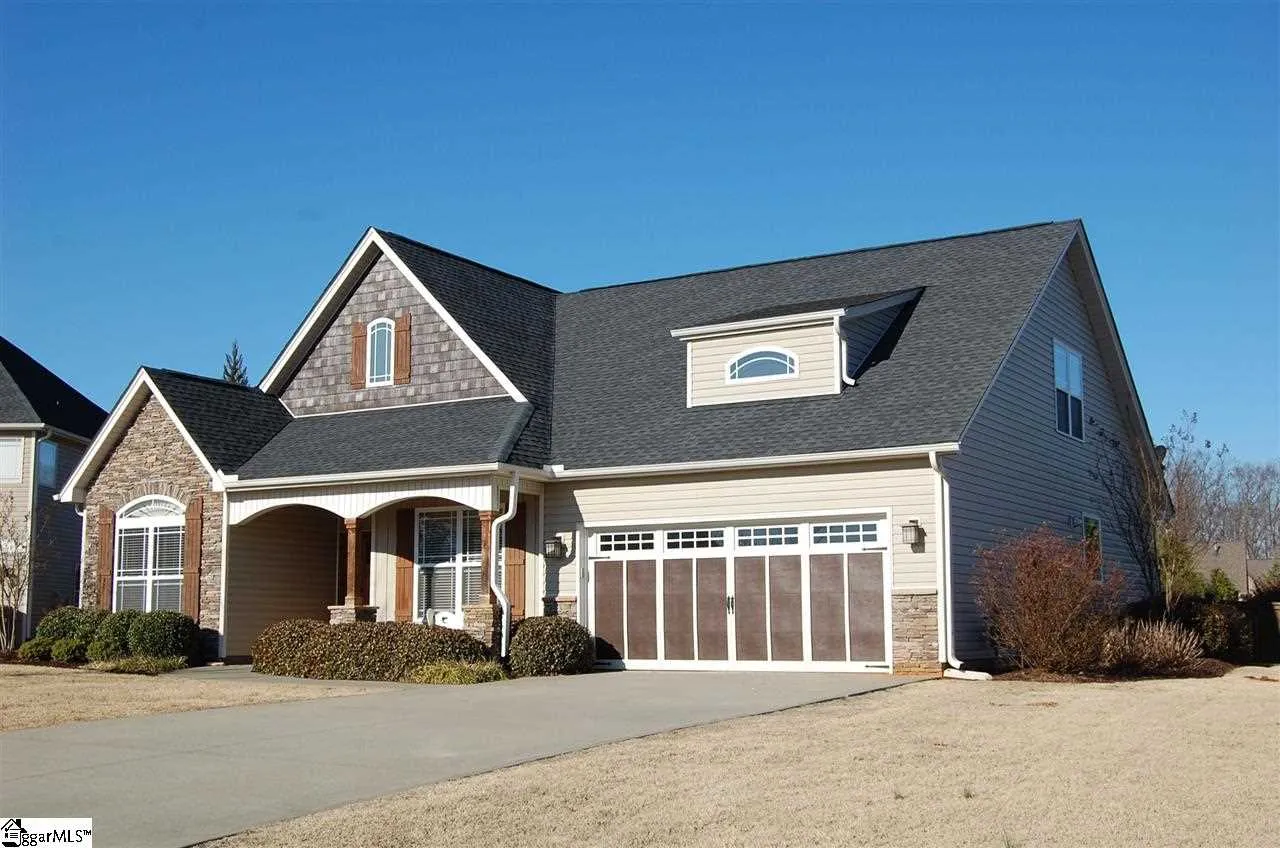 Property image 2 at 6 Croydon Way, Greenville, SC 29609