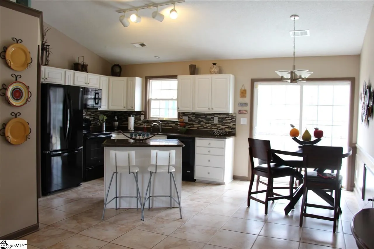 Property image 3 at 236 Rivers Edge Drive, Easley, SC 29642