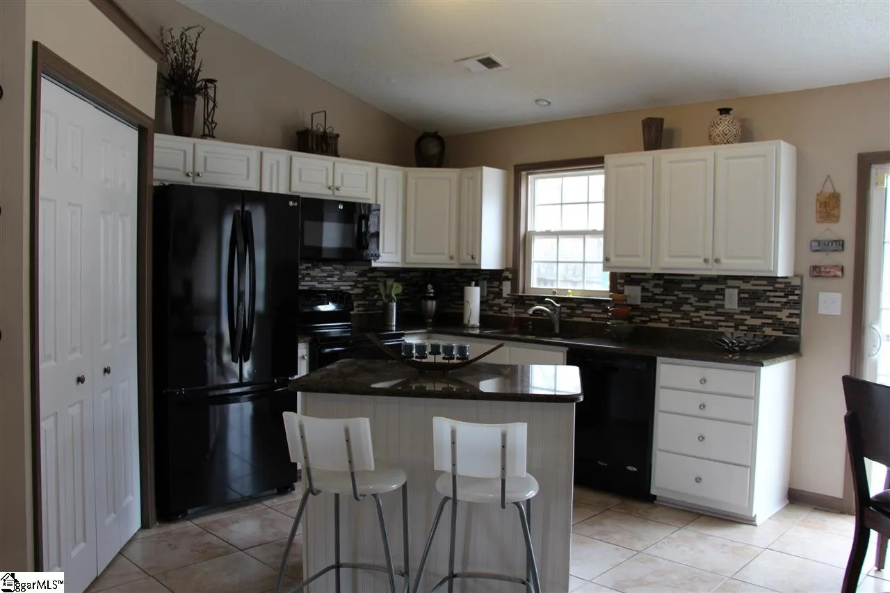 Property image 4 at 236 Rivers Edge Drive, Easley, SC 29642
