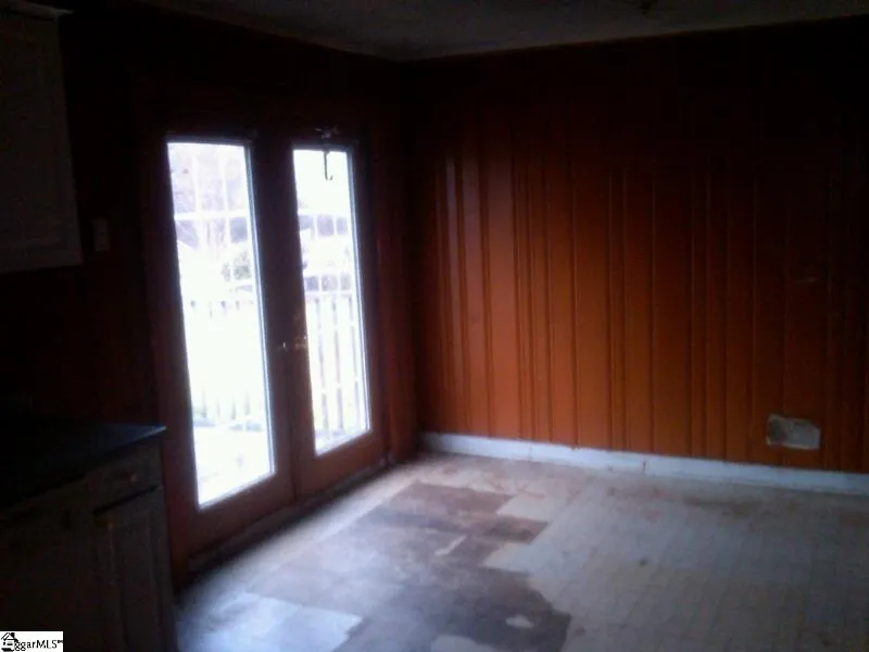 Property image 4 at 102 E Belvedere Road, Greenville, SC 29605