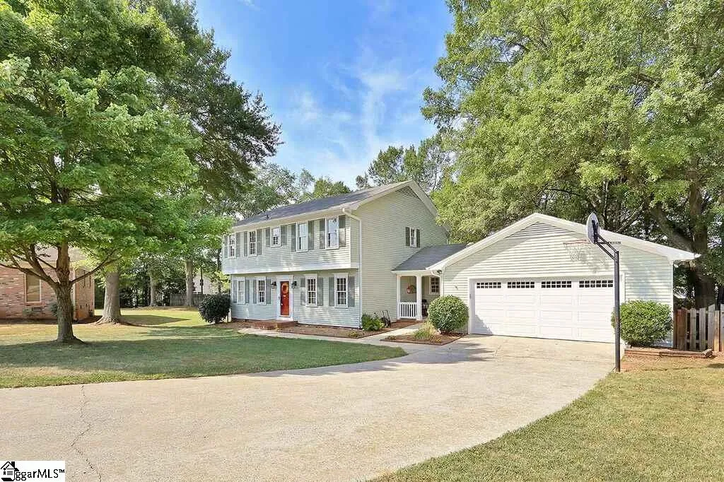 Property image 3 at 125 Swindon Circle, Greenville, SC 29615