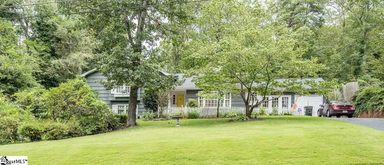 Property image 2 at 218 Laurel Road, Greer, SC 29651