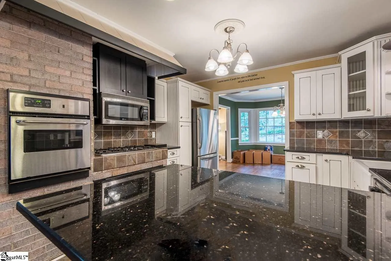 Property image 4 at 218 Laurel Road, Greer, SC 29651