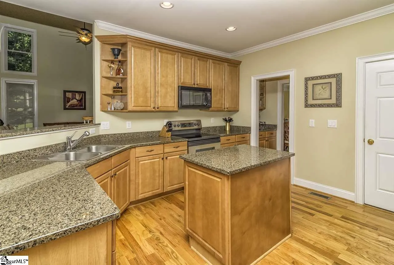 Property image 4 at 1 Selkirk Court, Simpsonville, SC 28681