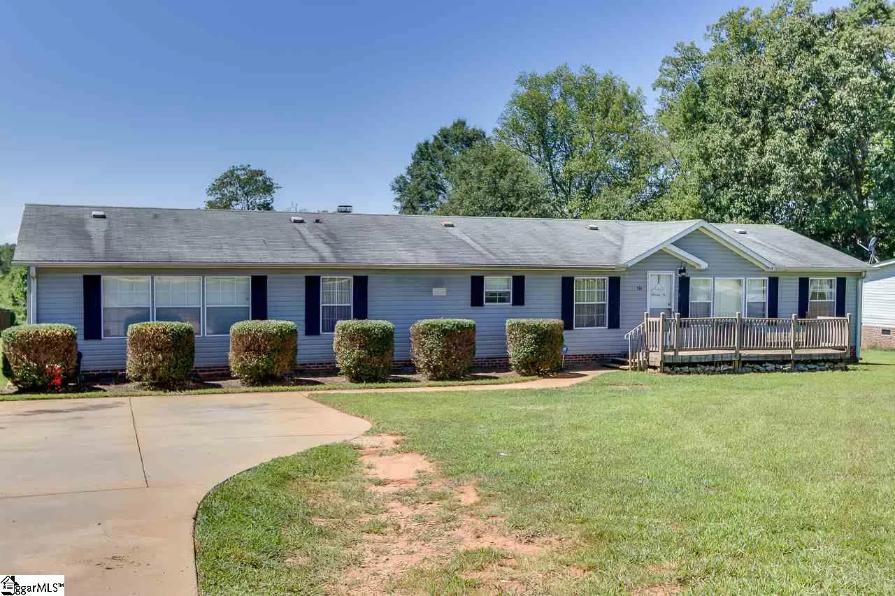 Property image 2 at 539 Valleybrook Lane, Greer, SC 29651
