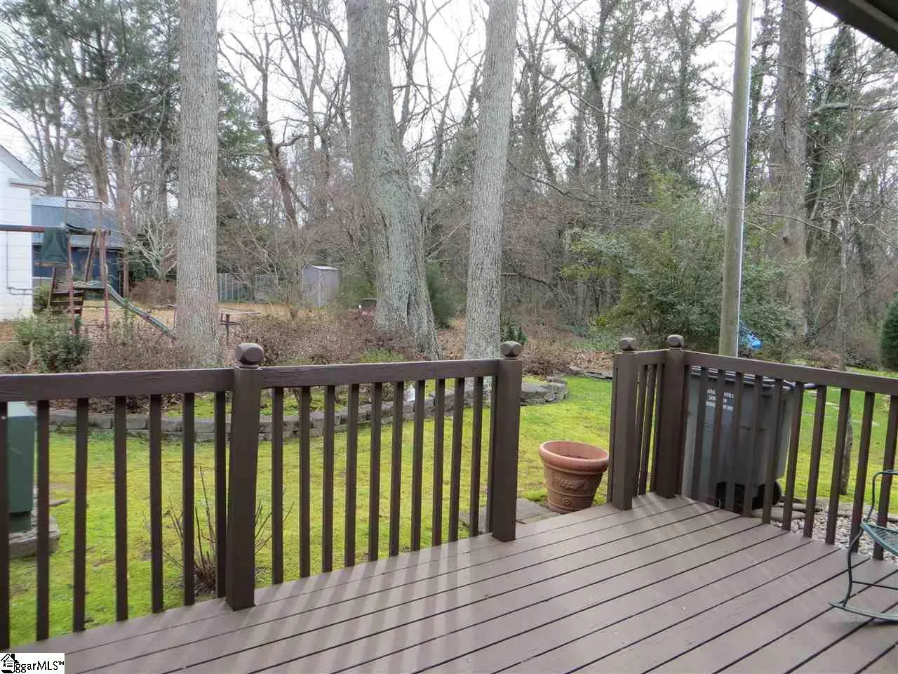 Property image 2 at 7 Oakwood Drive, Greenville, SC 29609