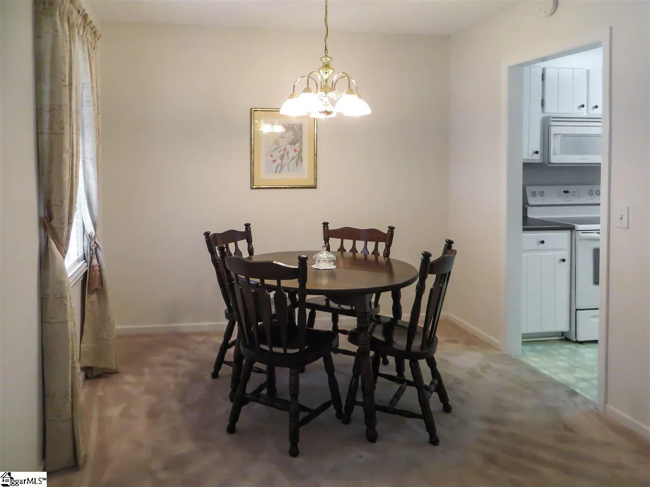 Property image 4 at 7 Oakwood Drive, Greenville, SC 29609