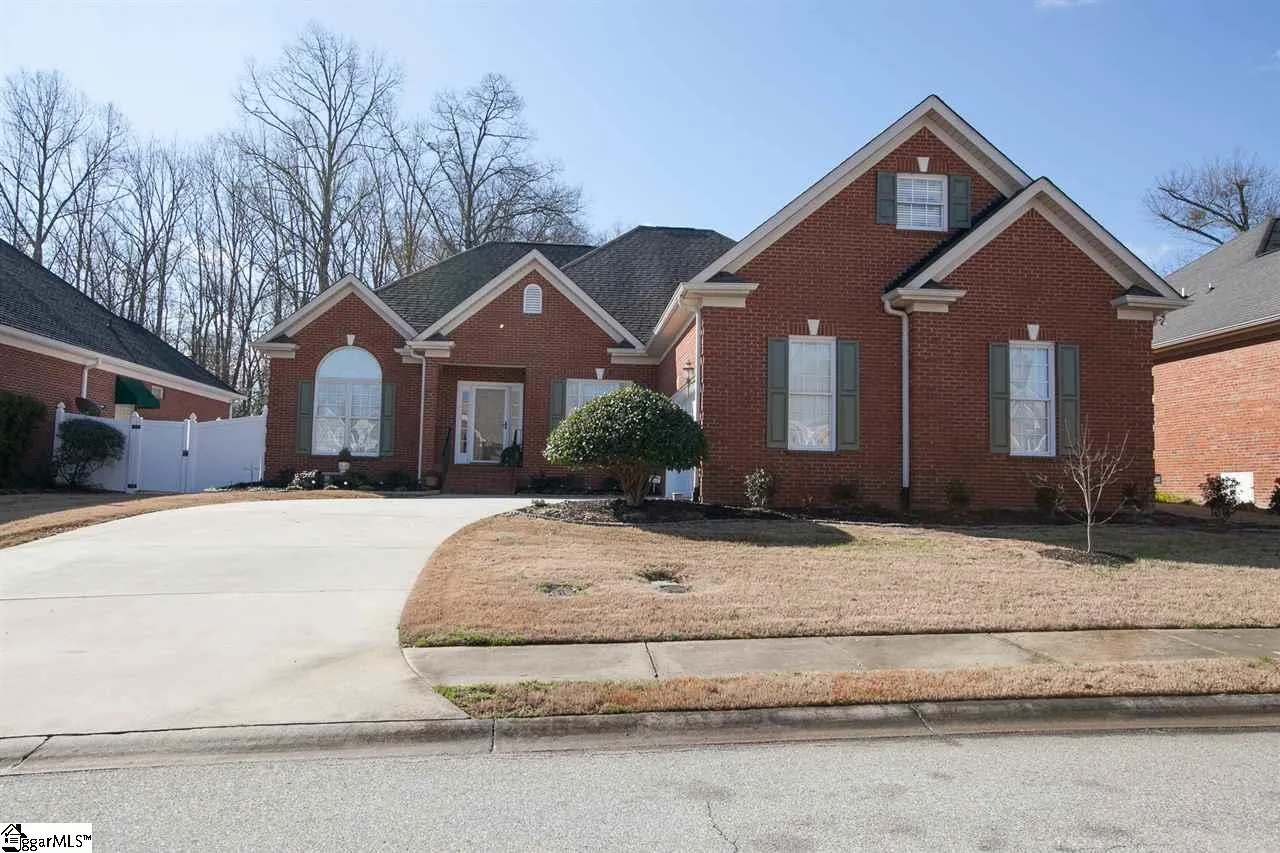 Property image 1 at 126 Banbury Circle, Simpsonville, SC 29681