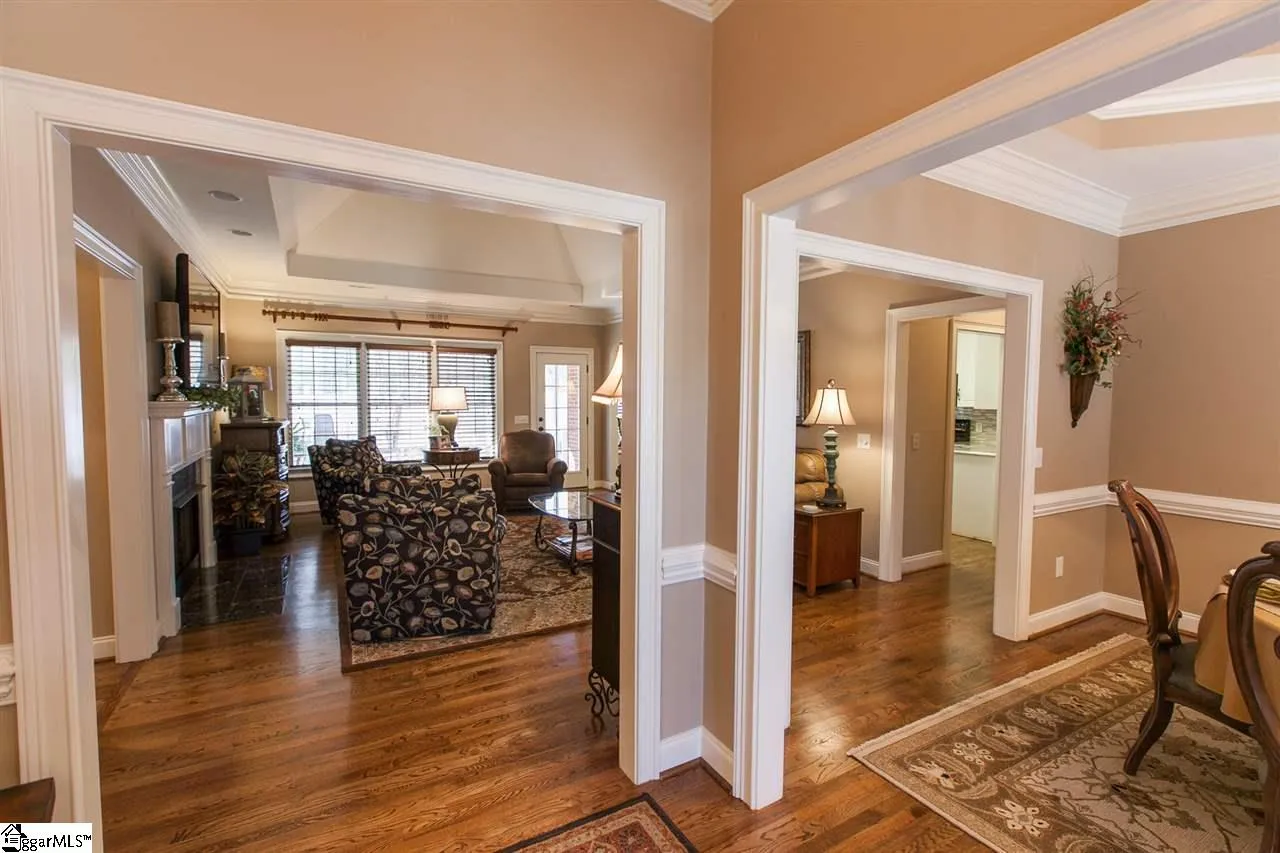Property image 3 at 126 Banbury Circle, Simpsonville, SC 29681