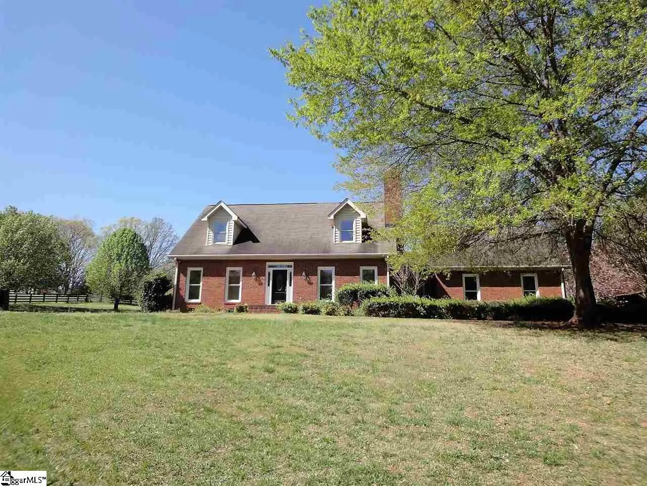 Property image 2 at 730 Foothills Road, Greenville, SC 29617