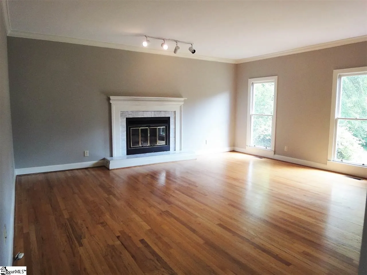 Property image 5 at 730 Foothills Road, Greenville, SC 29617