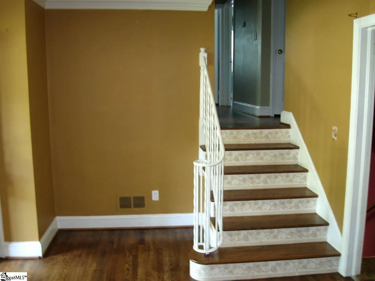 Property image 3 at 104 Lullwater Road, Greenville, SC 29607
