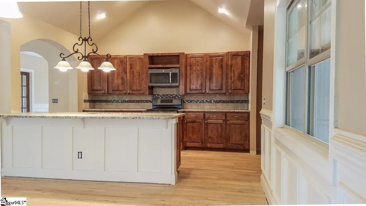 Property image 3 at 223 JANET Court, Simpsonville, SC 29681