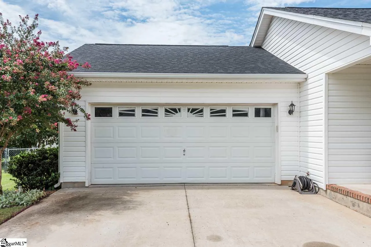 Property image 4 at 133 High Meadows Lane, Greer, SC 29651