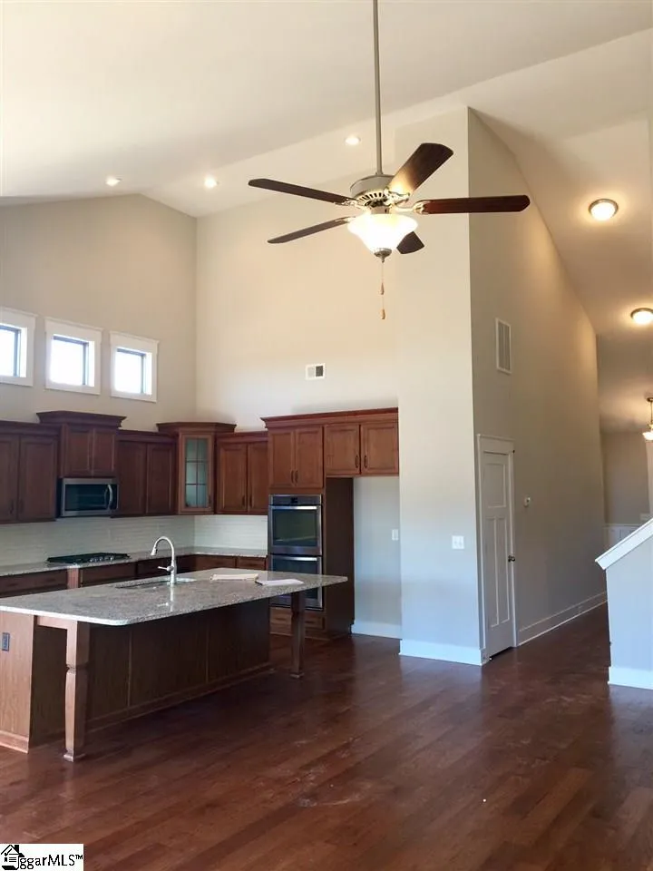 Property image 5 at 707 Lockhurst Drive, Simpsonville, SC 29681