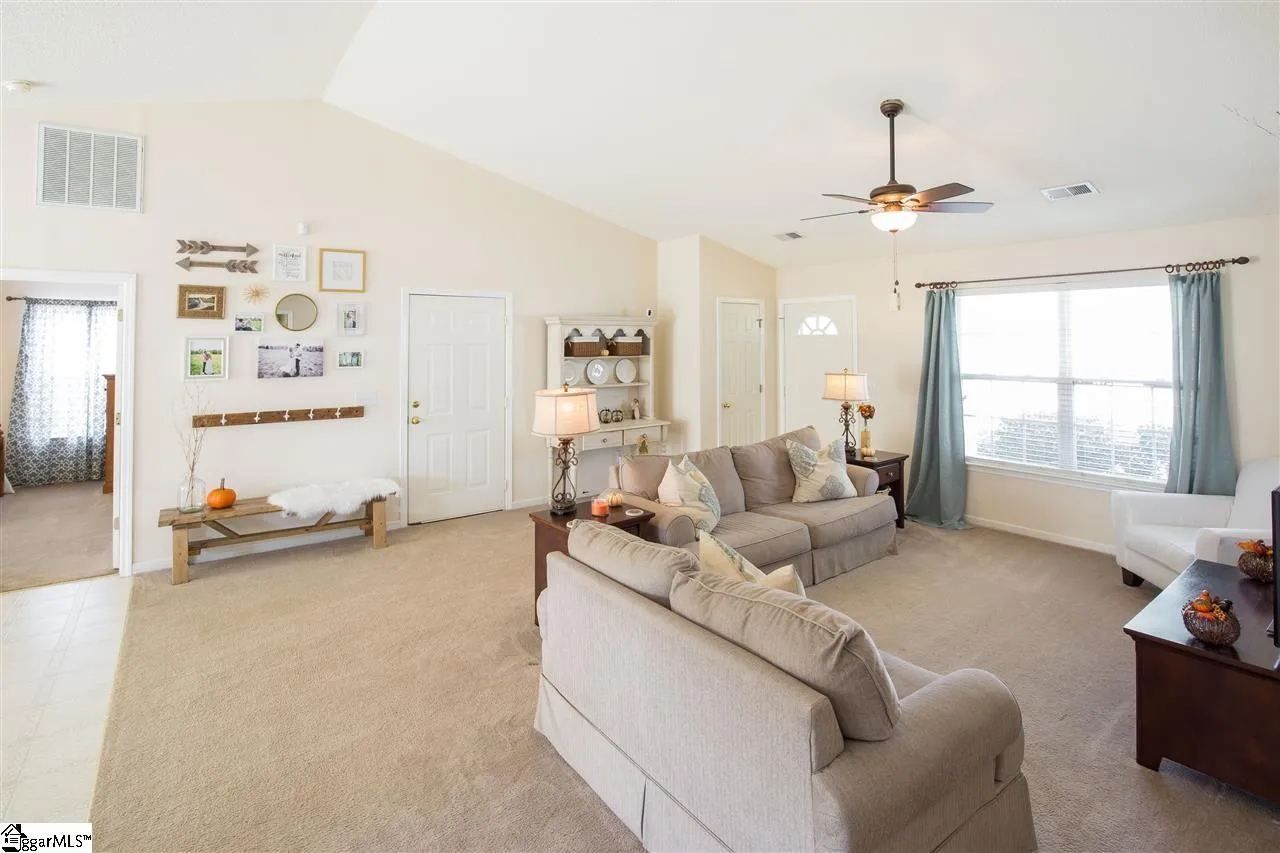 Property image 3 at 710 Hayden Court, Taylors, SC 29687