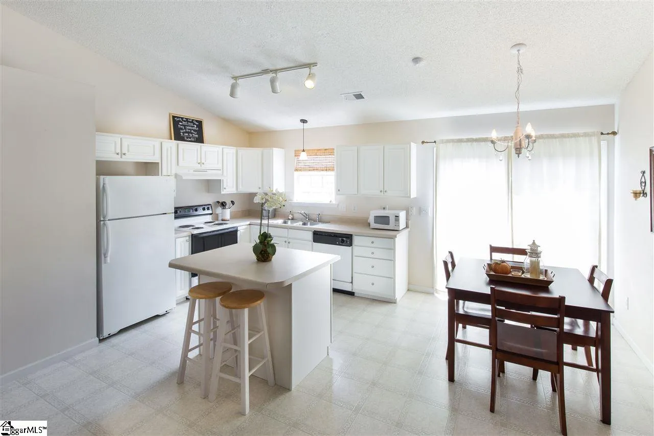 Property image 5 at 710 Hayden Court, Taylors, SC 29687