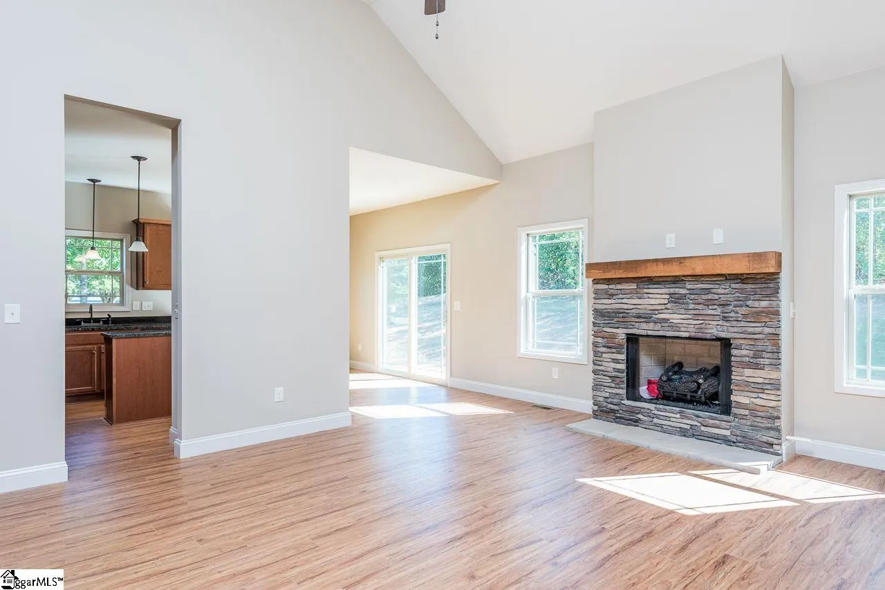 Property image 3 at 1 Caperton Way, Greer, SC 29651