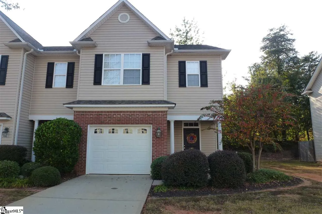 Property image 1 at 205 Biddeford Place, Greenville, SC 29609