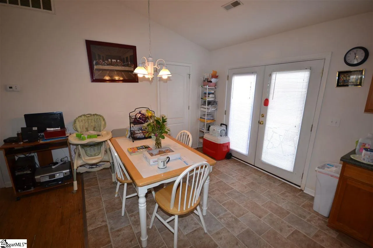 Property image 5 at 4 Quoite Court, Greenville, SC 29617