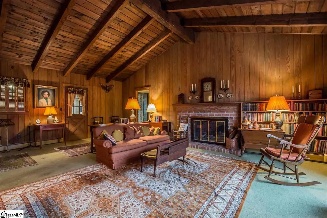 Property image 3 at 18 Dogwood Lane, Greenville, SC 29607
