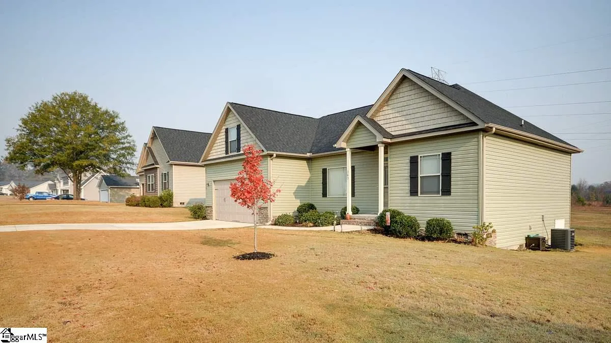 Property image 3 at 363 Bright Farm Road, Duncan, SC 29334