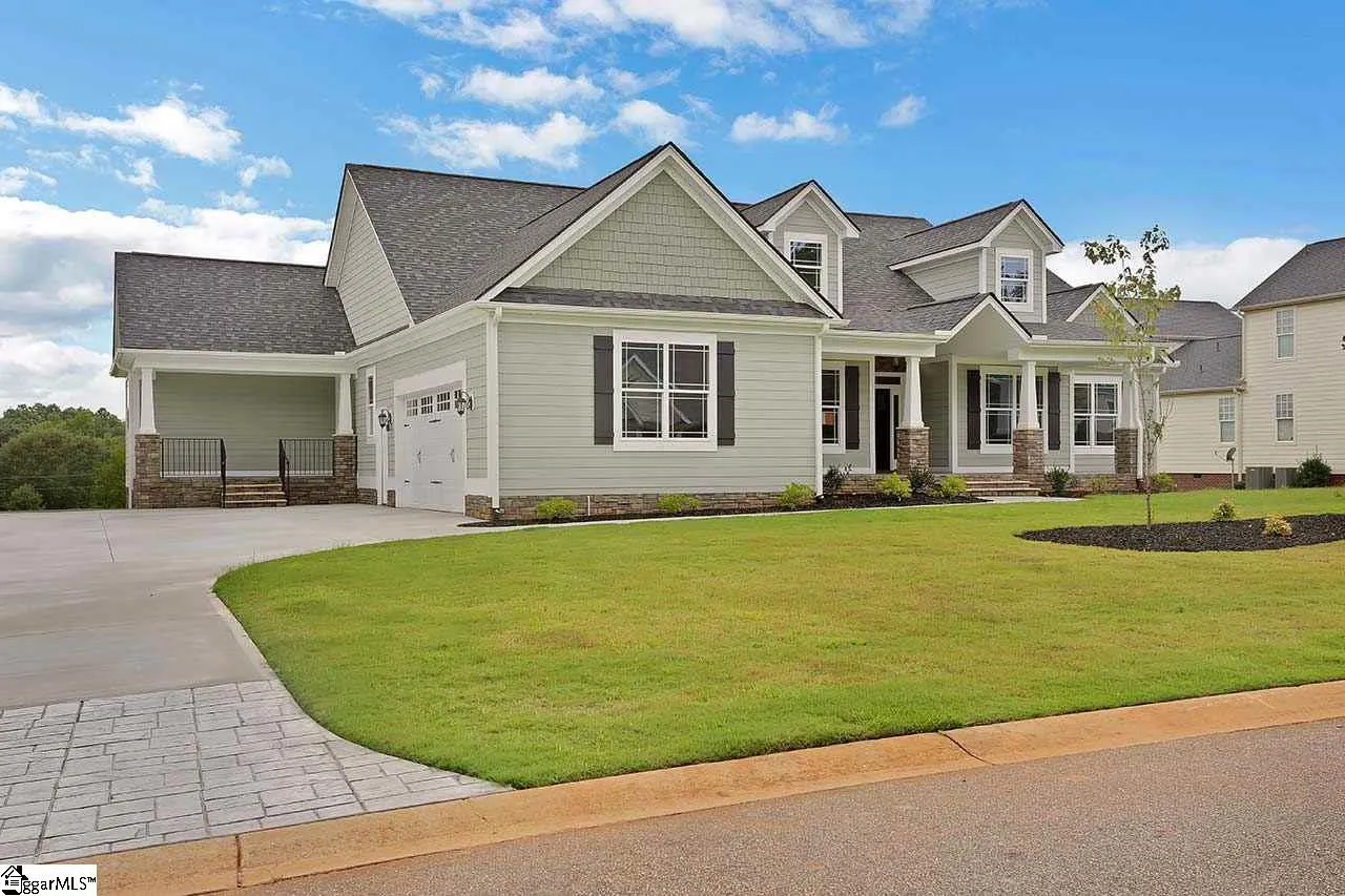 Property image 2 at 220 Watkins Farm Drive, Greer, SC 29651