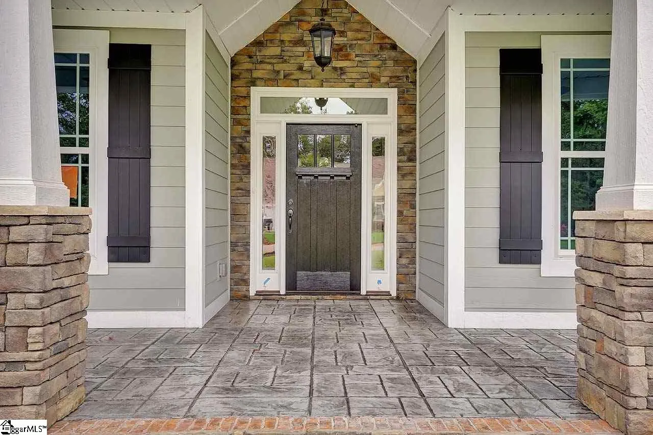 Property image 3 at 220 Watkins Farm Drive, Greer, SC 29651