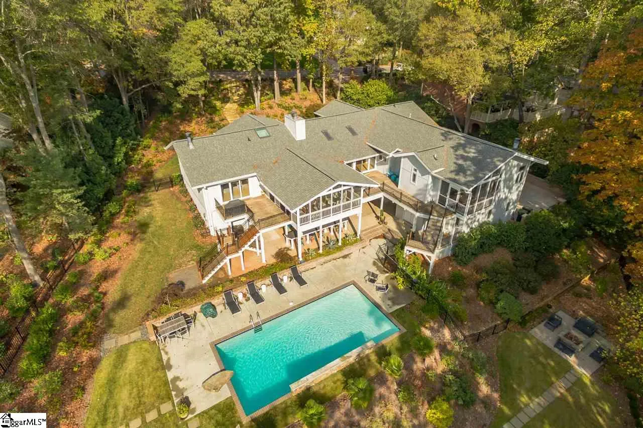 Property image 3 at 53 Forest Lane, Greenville, SC 29605
