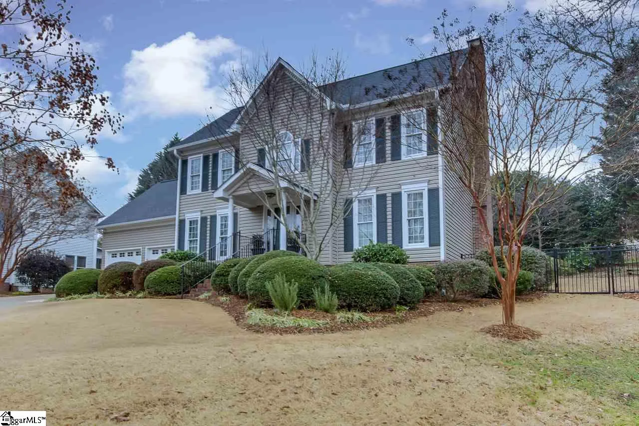 Property image 3 at 11 Sawgrass Court, Greenville, SC 29609