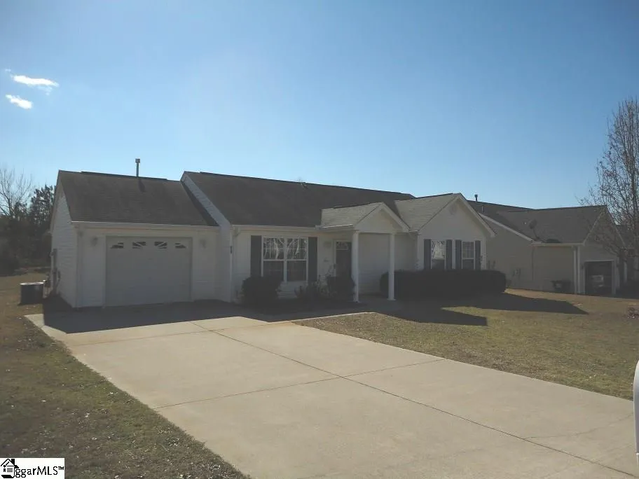 Property image 2 at 639 Hunters Lane, Anderson, SC 29626