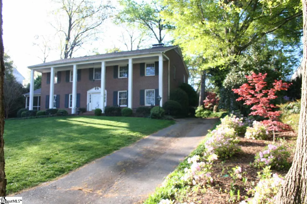 Property image 2 at 24 Dogwood Lane, Greenville, SC 29607