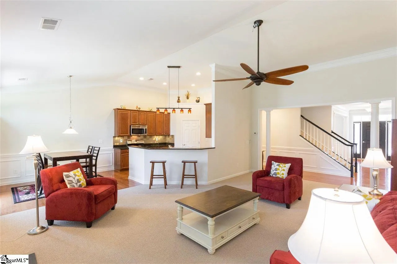 Property image 3 at 1 Spring Falls Court, Greenville, SC 29607-7101