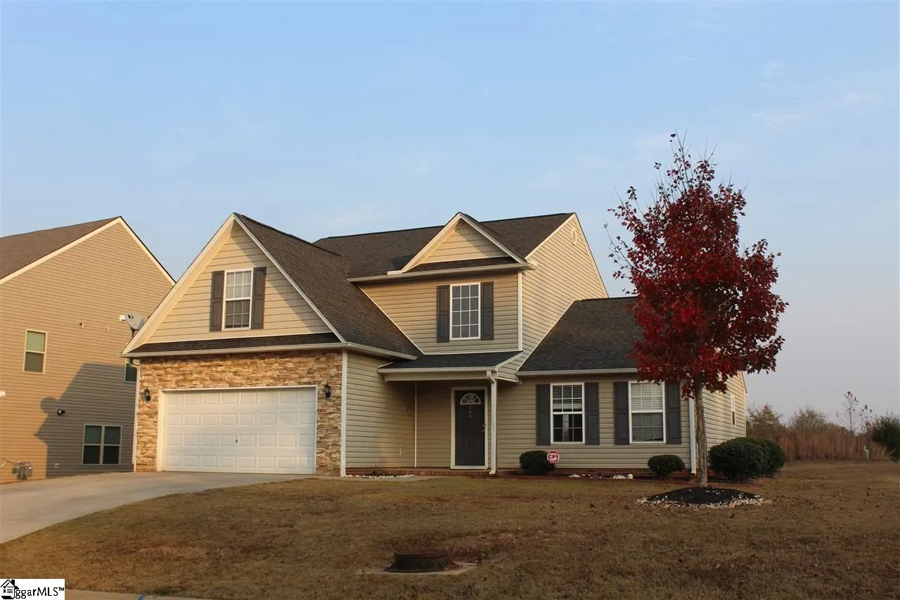 Property image 1 at 100 Lost Lake Drive, Simpsonville, SC 29681