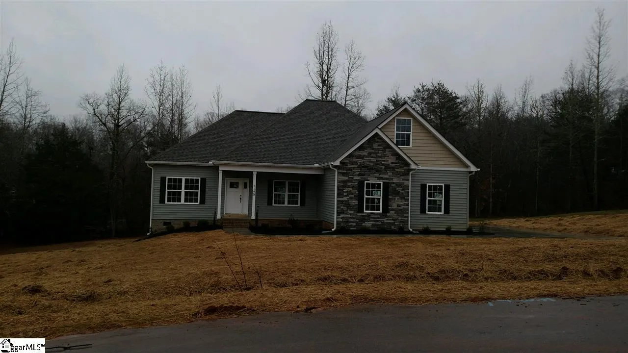 Property image 1 at 328 Puckett Mill Drive, Central, SC 29630