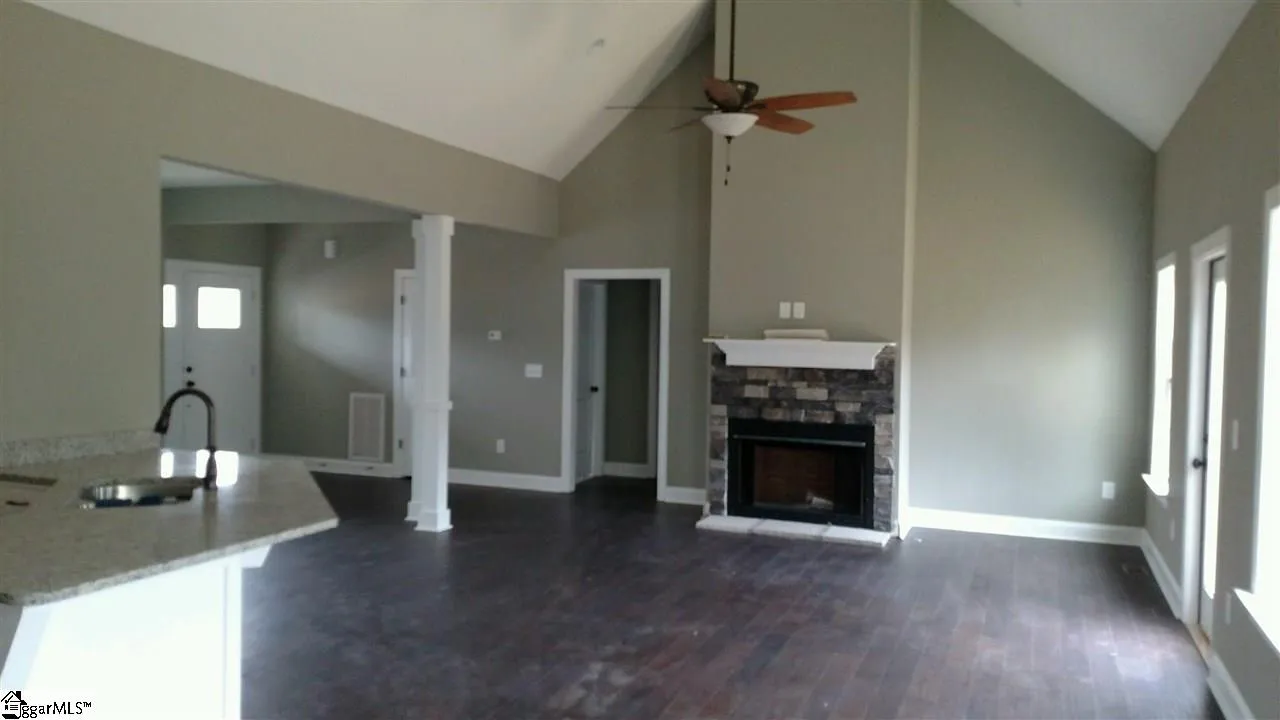 Property image 5 at 328 Puckett Mill Drive, Central, SC 29630