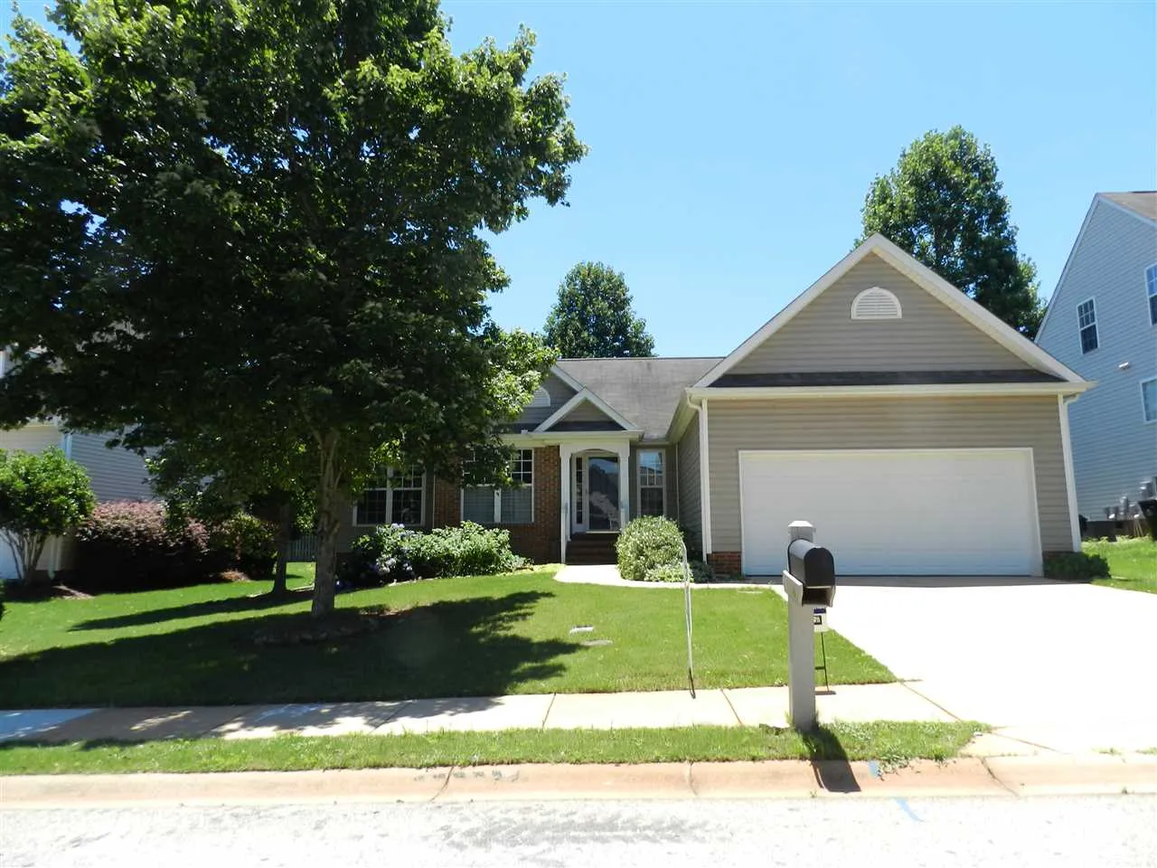 Property image 1 at 6 Crevasse Lane, Greenville, SC 29617