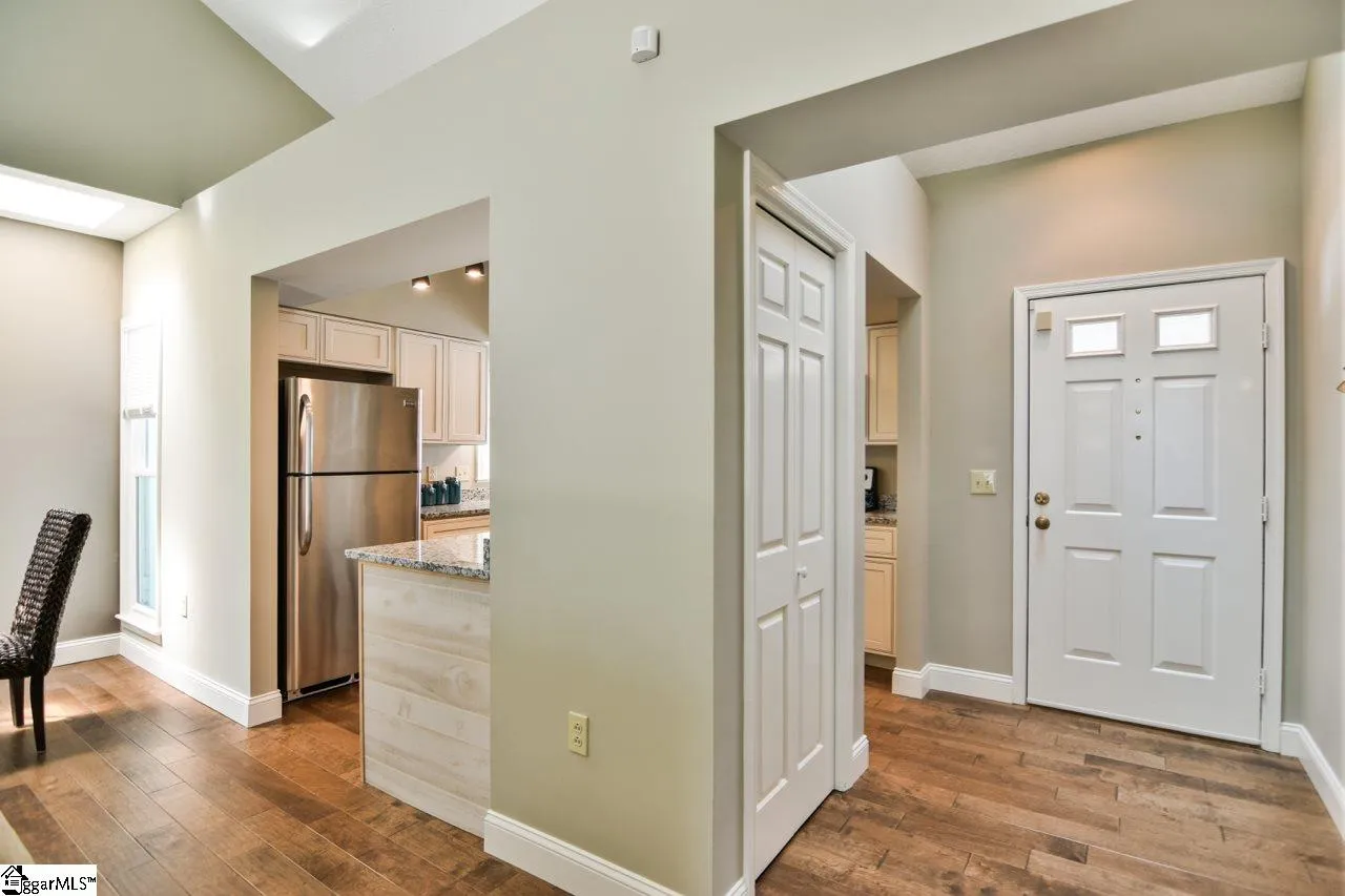 Property image 3 at 92 Forest Lake Drive, Simpsonville, SC 29681