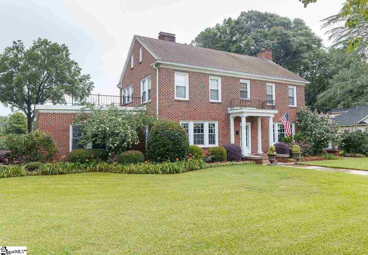 Property image 2 at 308 W Walnut Street, Clinton, SC 29325