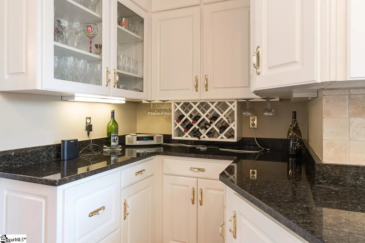 Property image 5 at 308 W Walnut Street, Clinton, SC 29325