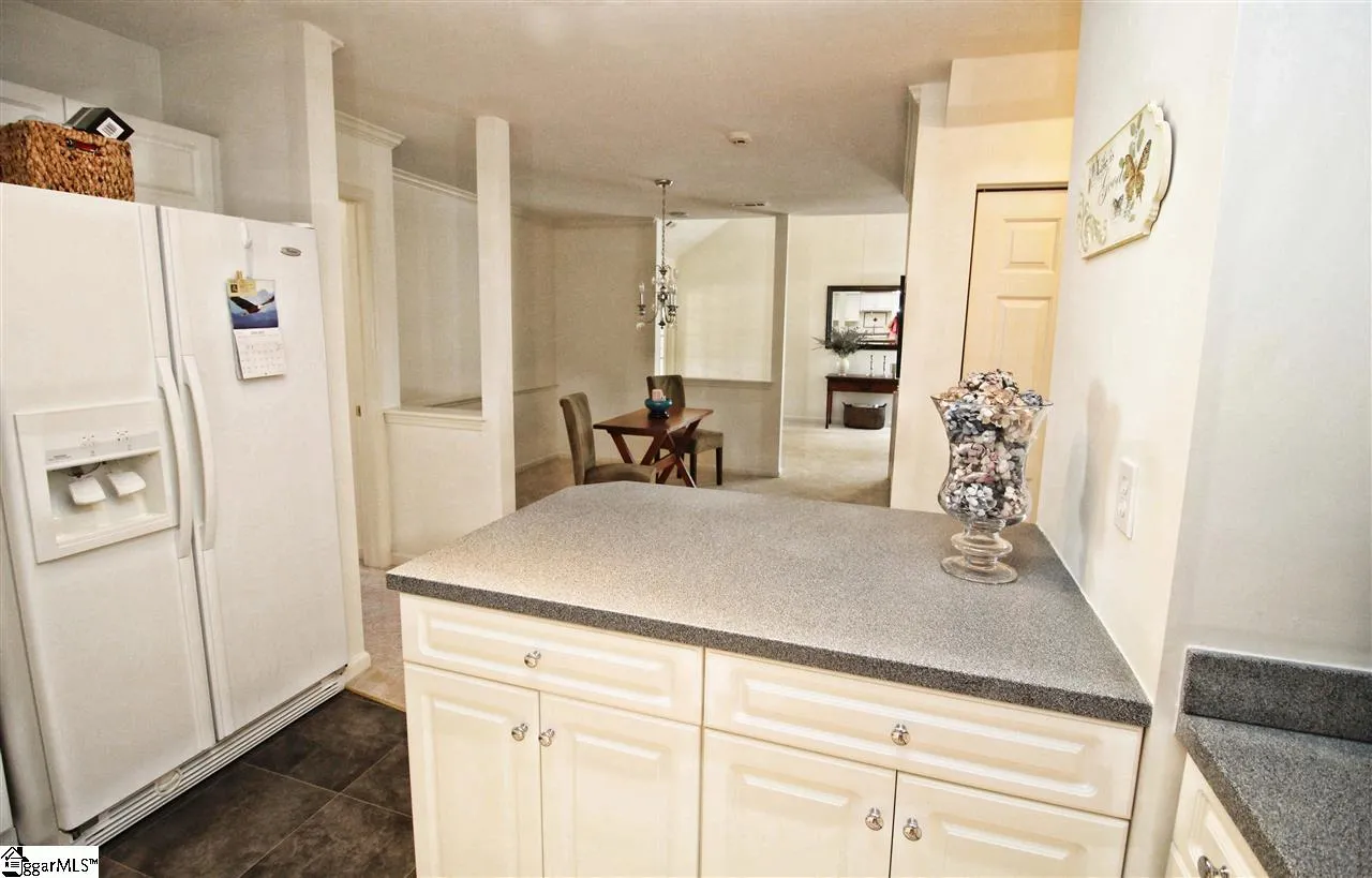 Property image 5 at 618 Glassyrock Court, Greenville, SC 29650-4577