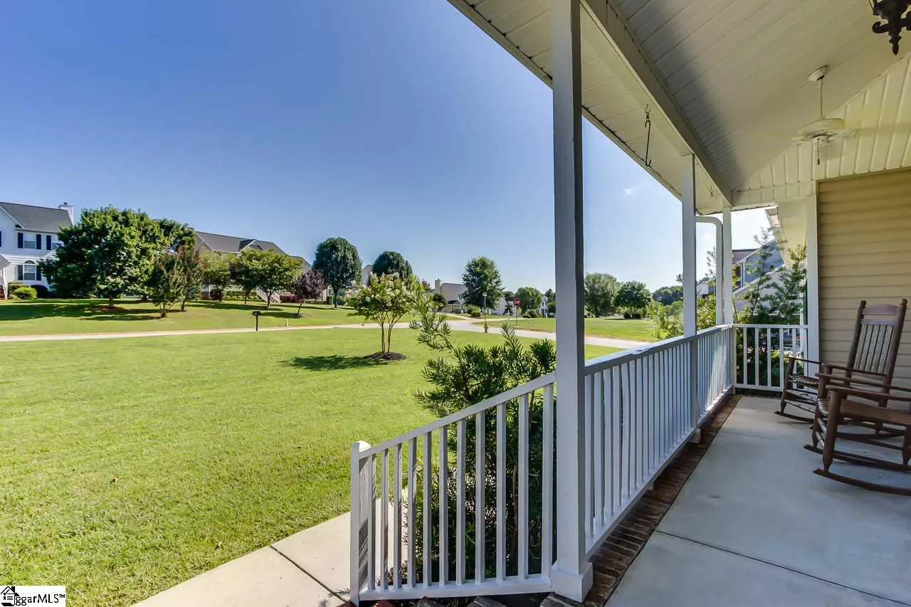 Property image 3 at 301 Saddlebred Drive, Pelzer, SC 29669