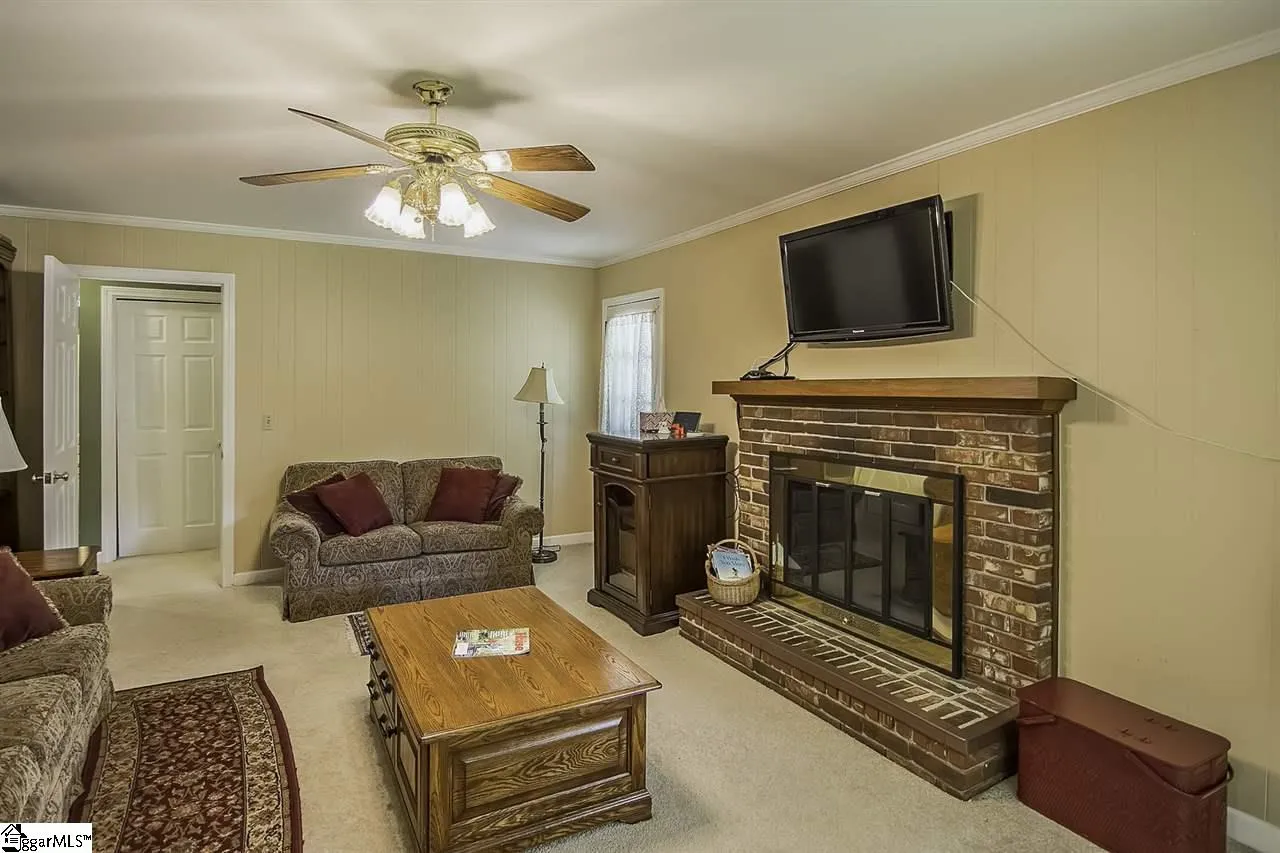 Property image 5 at 103 Poinsettia Drive Extension, Simpsonville, SC 29681